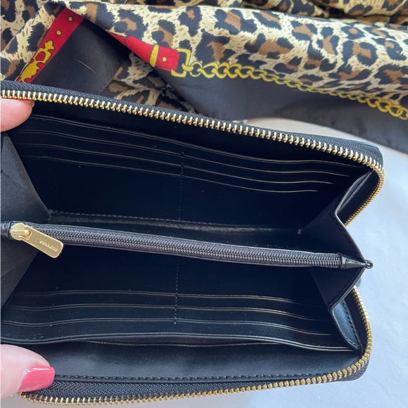 Coach - Black Quilted Nappa Leather Wallet - NWT - Picture 3 of 5